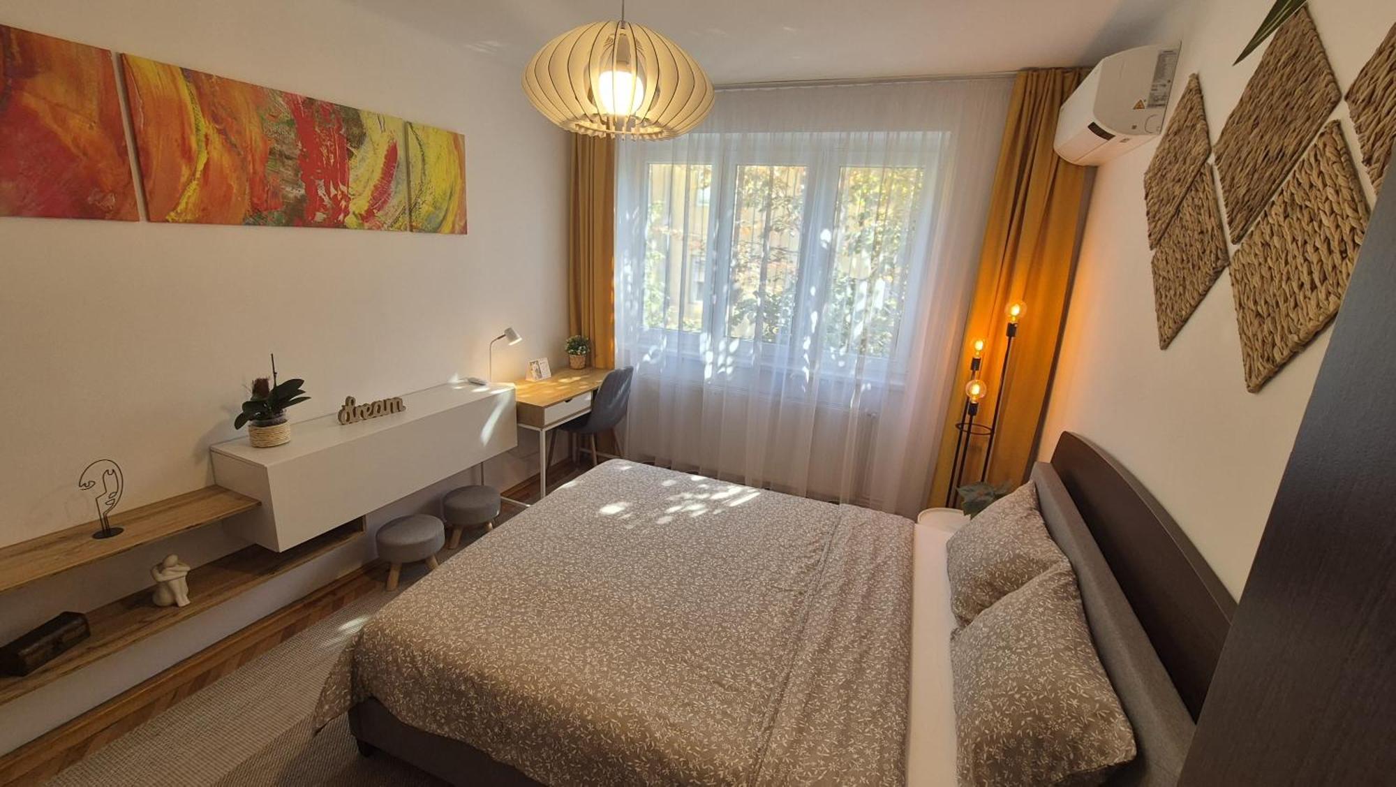 Tusmorez Central Apartment Targu Mures Luaran gambar