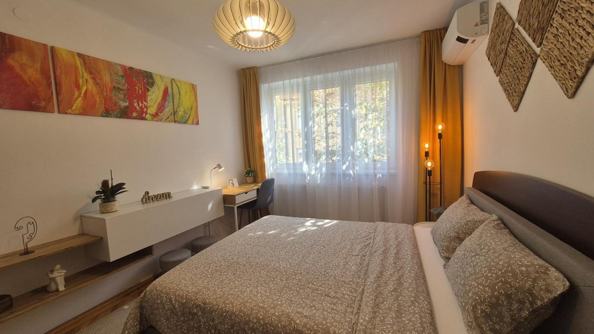 Tusmorez Central Apartment Targu Mures Luaran gambar